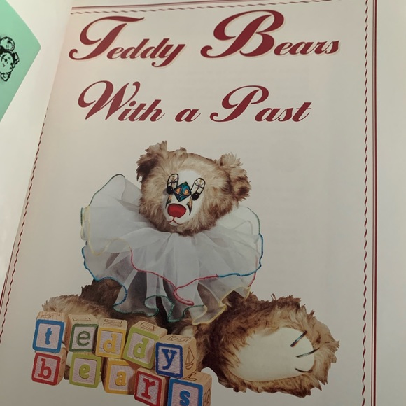 Brand new Teddy Bears With a Past book by Nancy Tillberg - Picture 4 of 4